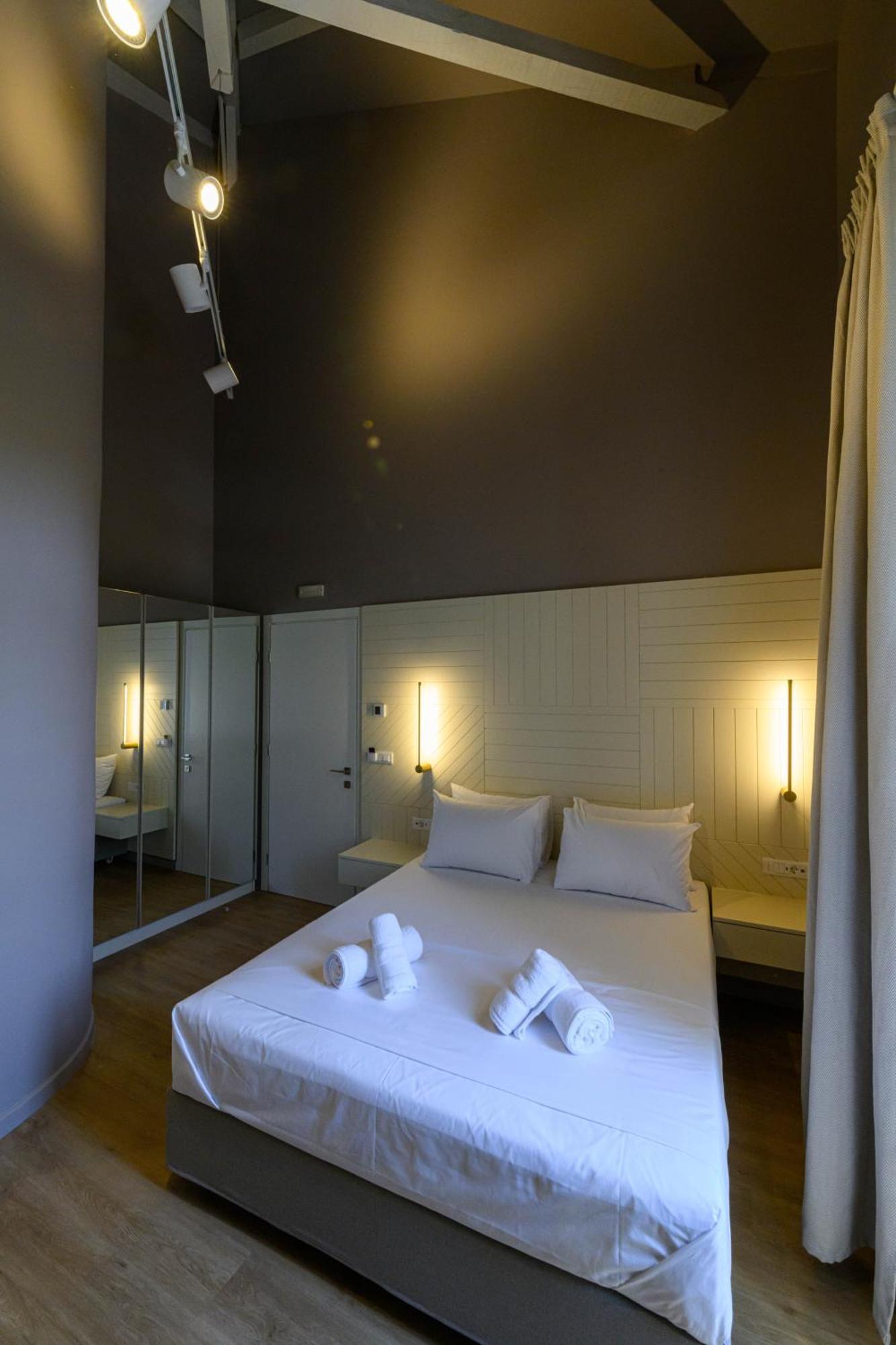 Blueblood - The Rooms Kalamata Dış mekan fotoğraf